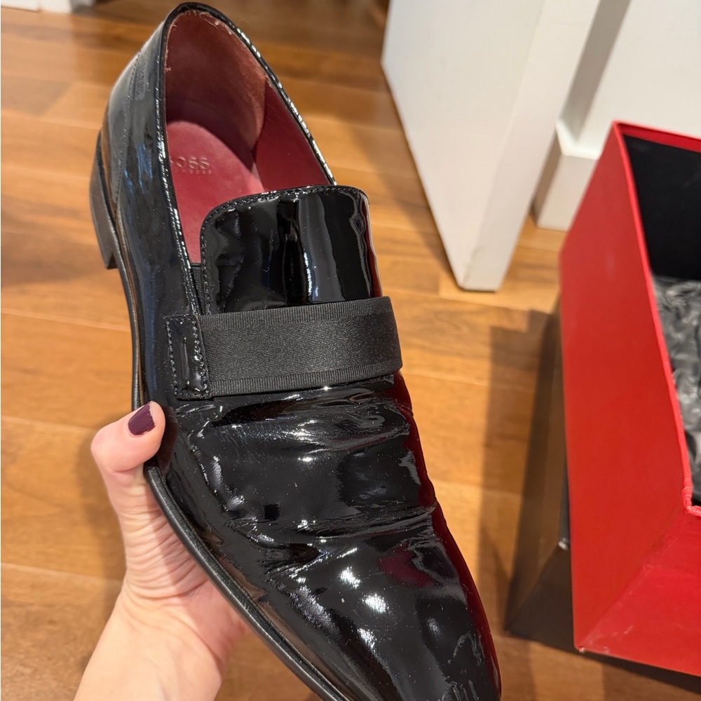 HUGO BOSS Black Patent Leather Oxfords